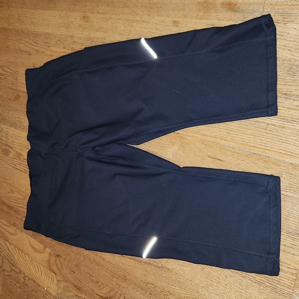 Xersion Black Capri Leggings